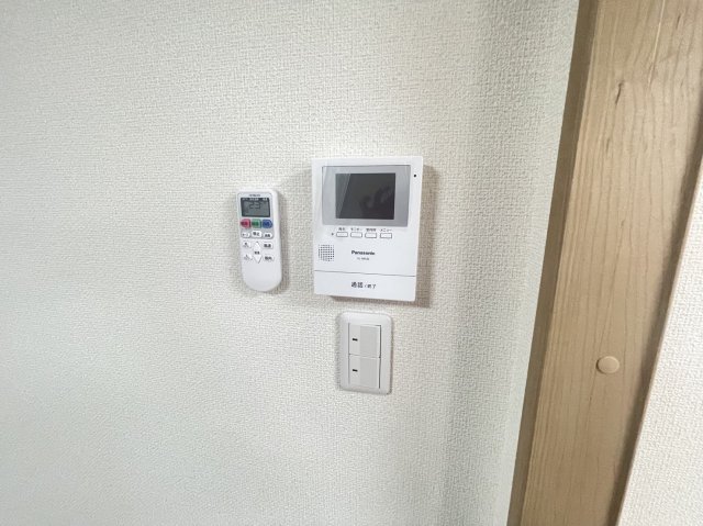 セキュリティ　TVモニターホンになります