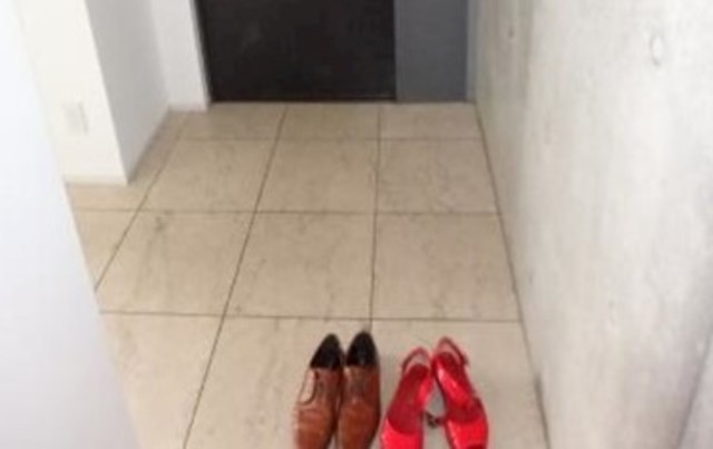 玄関　※別部屋参考写真