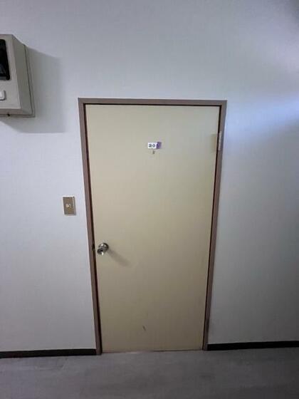 玄関　室内廊下です
