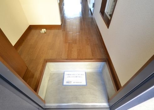 玄関　玄関です。