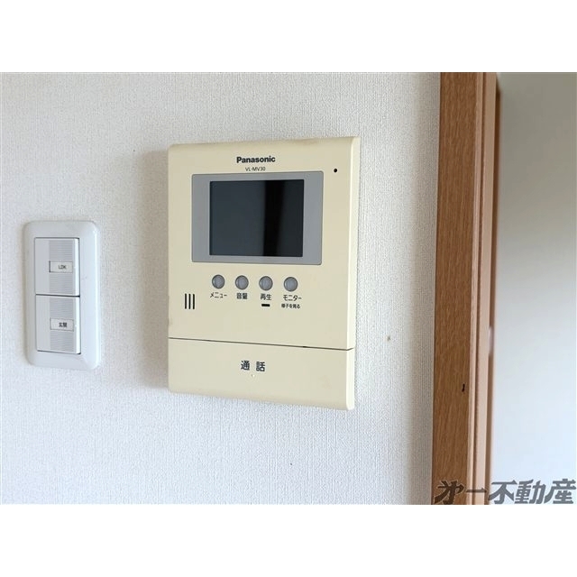 セキュリティ　モニター付インターホン
