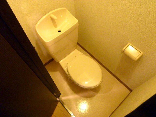 トイレ　清潔なトイレです。