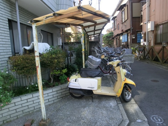 その他共有部分　敷地内専用駐輪場あります。
