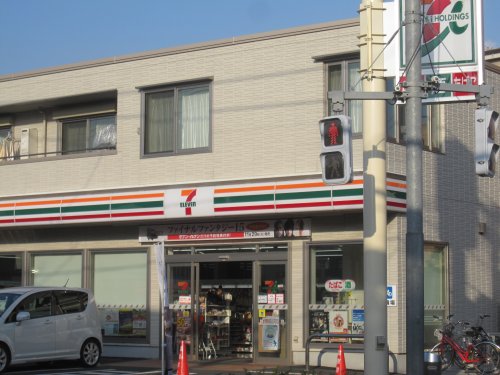 コンビニ　セブン－イレブン 練馬石神井台5丁目南店（コンビニ）まで695m