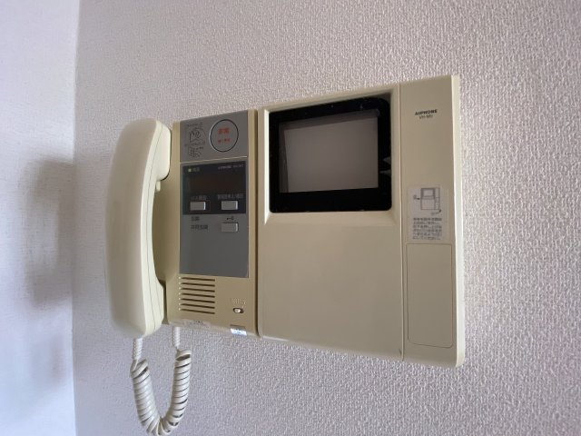 セキュリティ　TVモニター付きインターホンです