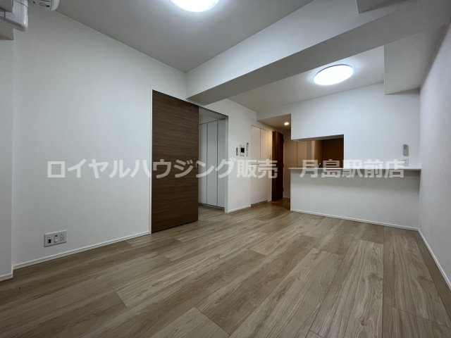 居室・リビング　※別部屋参考写真
