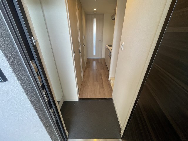 玄関　収納もある玄関です