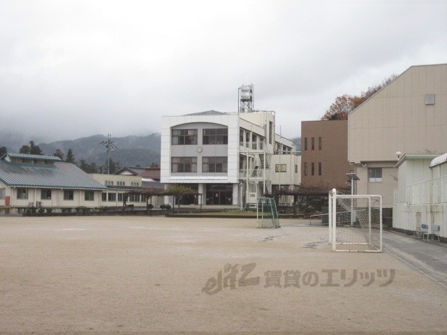 小学校　多賀小学校（小学校）まで1600m