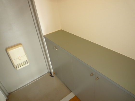 玄関　※別部屋の写真です