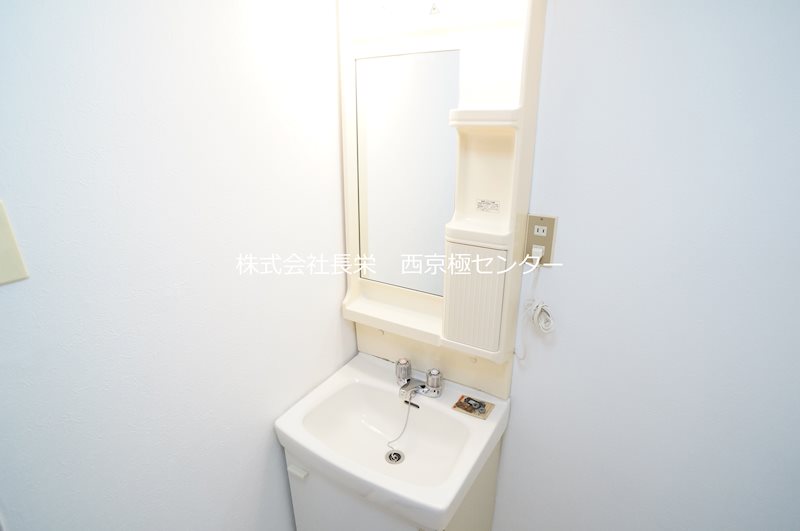 洗面設備　※同タイプ508号室の参考写真です★（実際のお部屋とは異なり