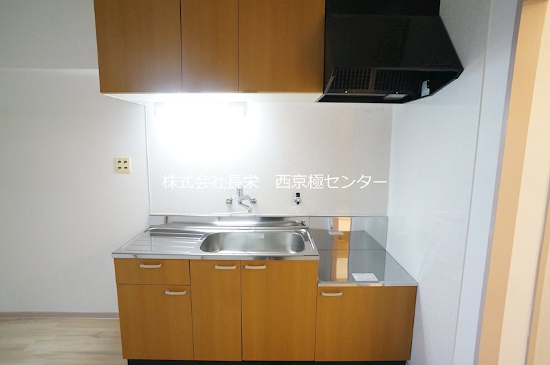 キッチン　※同タイプ508号室の参考写真です★（実際のお部屋とは異なり
