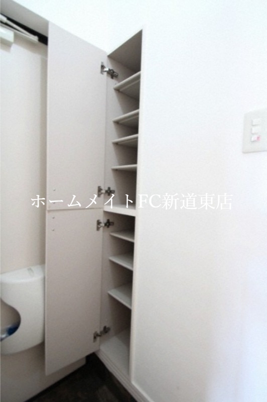 玄関　玄関