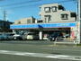 コンビニ　ローソン釜利谷東七丁目店（コンビニ）まで232m