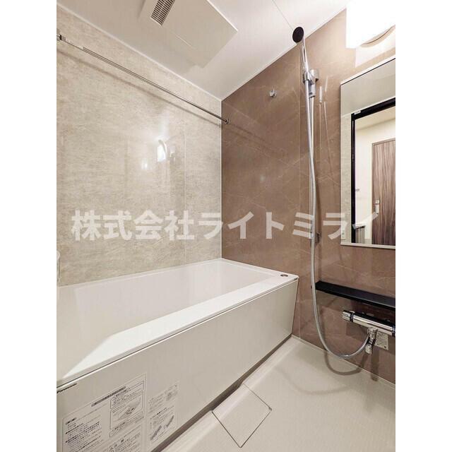 バス・シャワールーム　?
