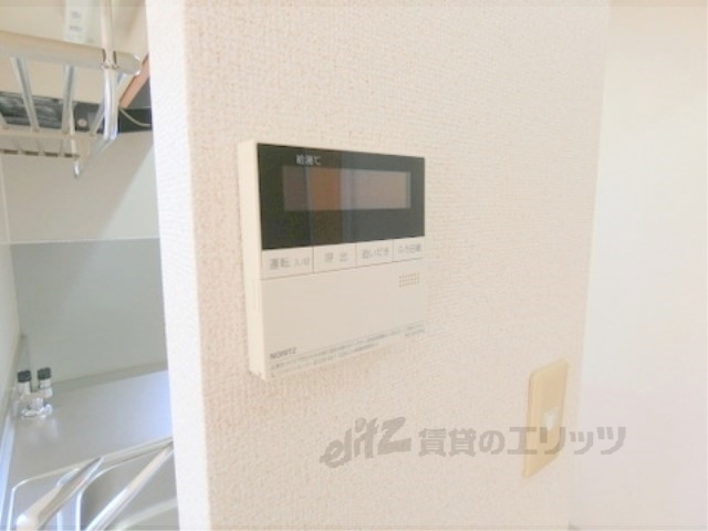 その他設備　給湯器リモコン