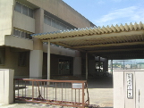 中学校　津市立東橋内中学校（中学校）まで730m