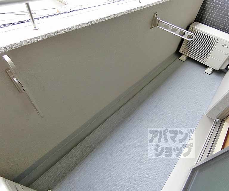 バルコニー　３０１