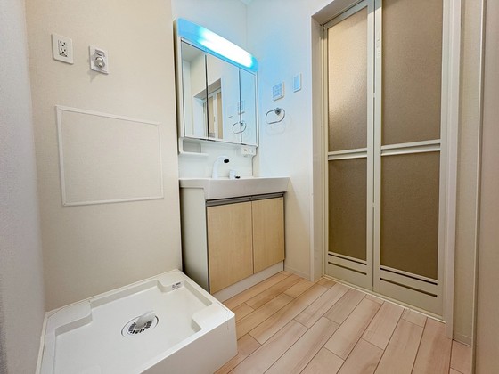 洗面設備　※別部屋の写真です
