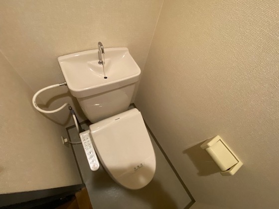 トイレ　※別部屋の写真です