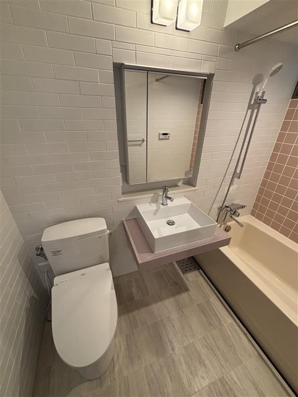 トイレ　トイレもきれいです