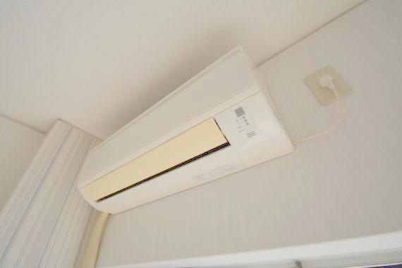 その他設備　エアコンがはじめからついているのはお得ですね。