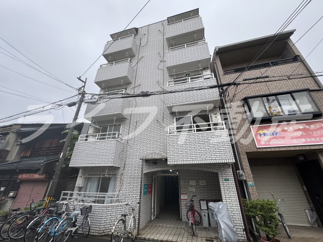 建物外観　外はこのようになっています
