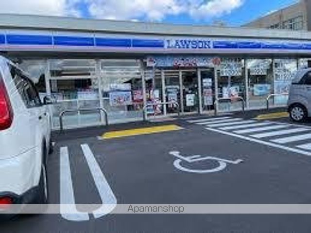 コンビニ　ローソン　丸亀土器町西五丁目店（コンビニ）まで300m