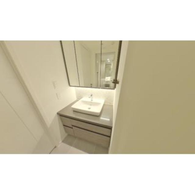 洗面設備　※写真は同タイプ住戸です。