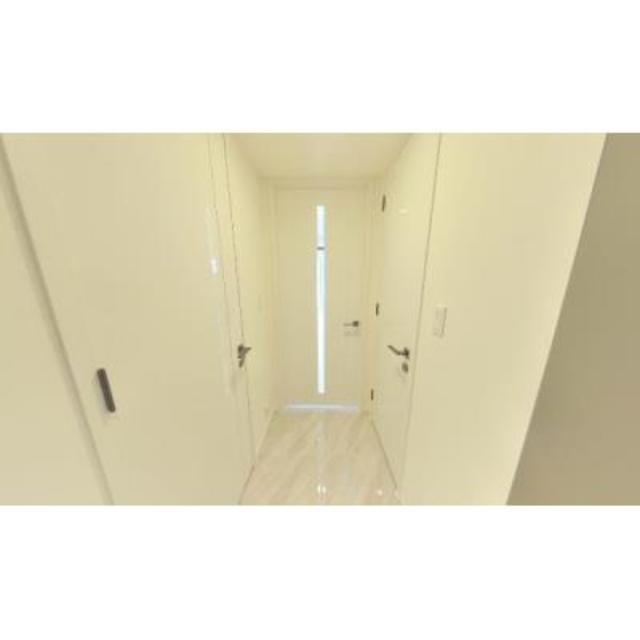 玄関　※写真は同タイプ住戸です。