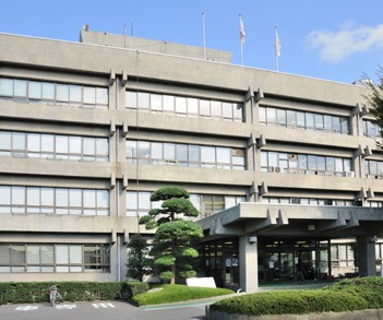 役所　蕨市役所（役所）まで720m