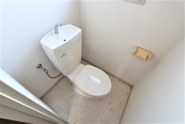 ウエストヒルハウスのトイレ写真