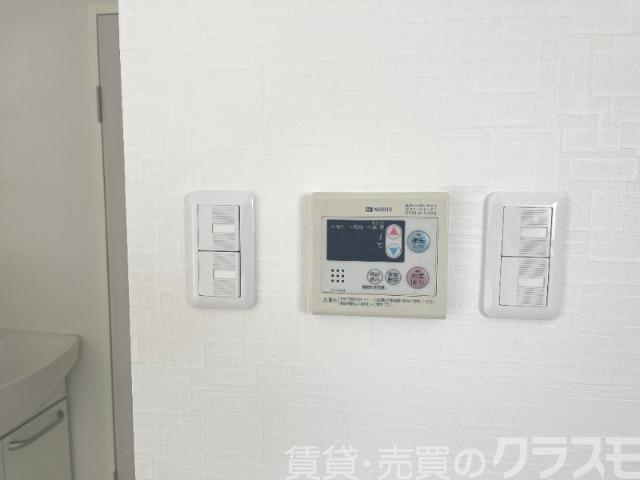その他設備　給湯リモコン