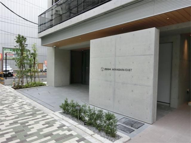 エントランス　建物の内部です