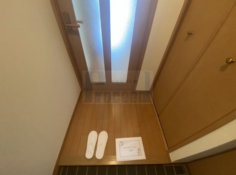 玄関　広々とした玄関部分