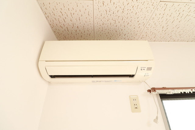 その他設備　初期費用が抑えられるエアコン付き！