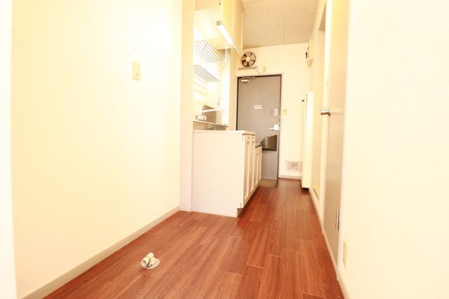 その他　お部屋から玄関までのすっきりした導線です！