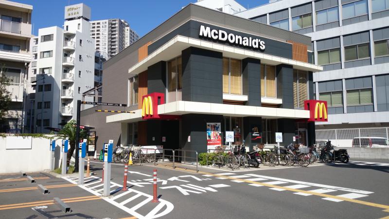 飲食店　マクドナルド15号鶴見店（飲食店）まで730m