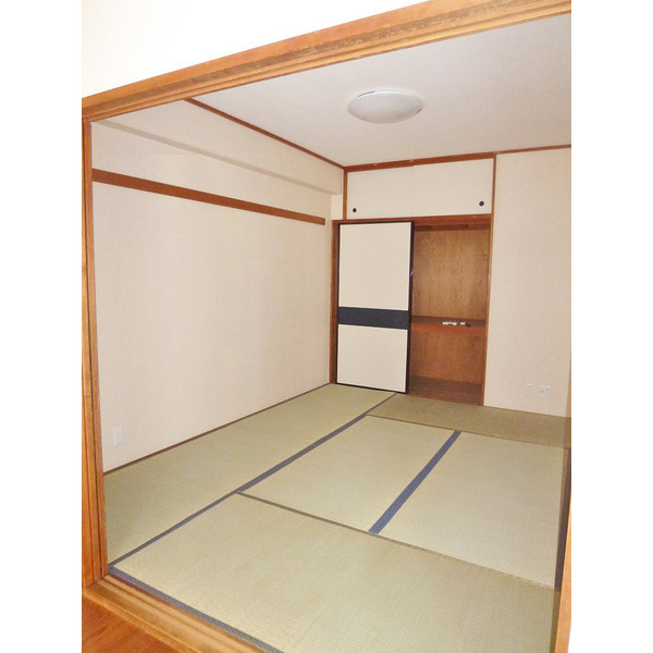 居室・リビング　※別部屋の参考写真
