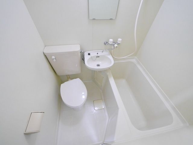 バス・シャワールーム　★お部屋探しは株式会社タウンハウジング東京、京王八王子店で…