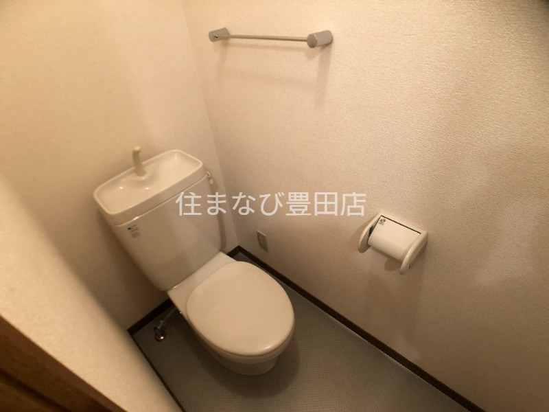 トイレ　同型タイプ