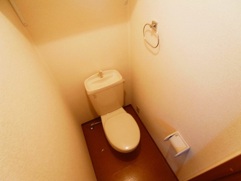 トイレ　同仕様別部屋