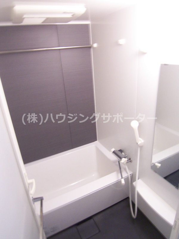 バス・シャワールーム　もちろんバストイレ別です