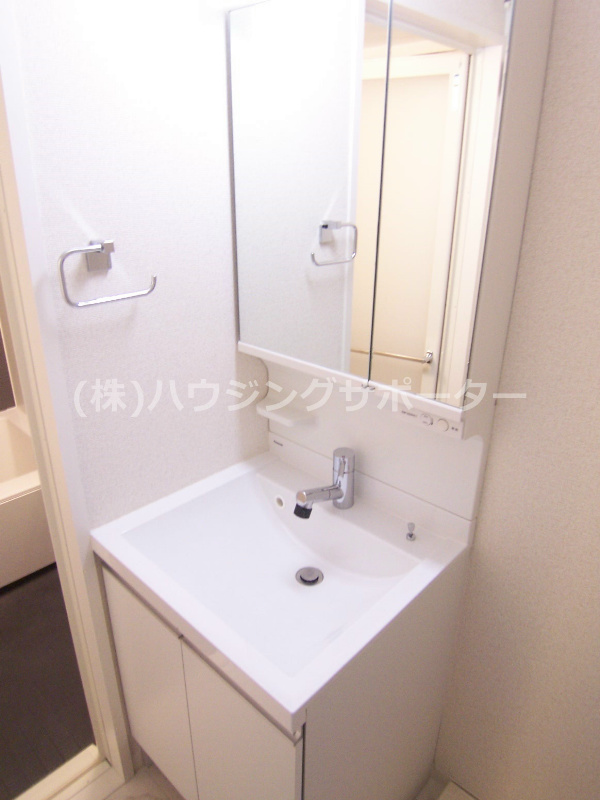 洗面設備　室内写真は他室の参考になります