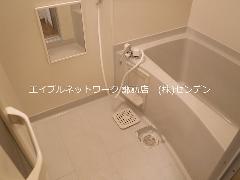 バス・シャワールーム　写真は類似部屋