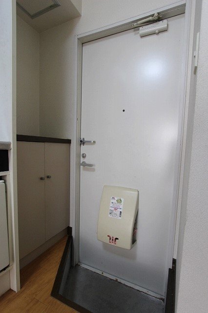 セキュリティ　同物件別号室のものです。