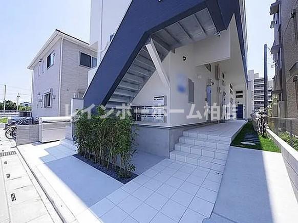 エントランス　毎日通るエントランスはこのようになっています