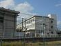 小学校　遠賀町立浅木小学校（小学校）まで960m