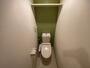 トイレ　こちらはトイレです。清潔感があり、安心して使用できます。