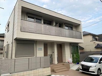 建物外観　２０２０年築のテラスハウスタイプです