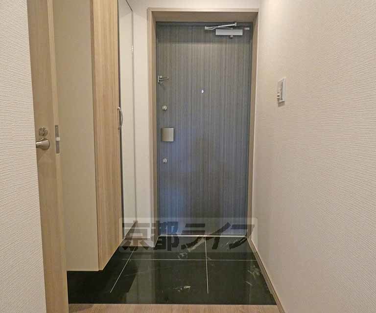 玄関　玄関です。